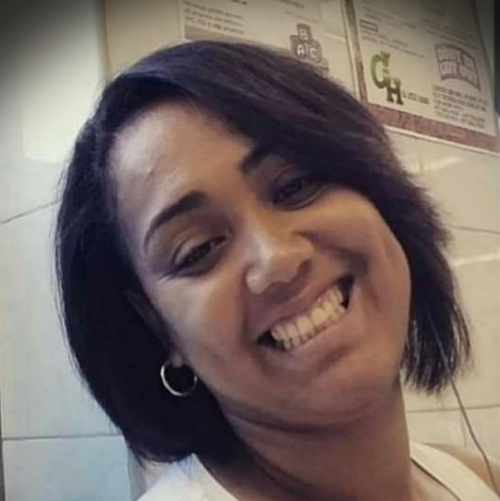 Meet your Posher, Ana